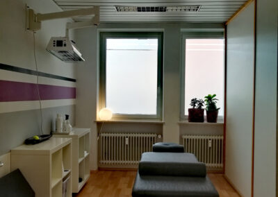 Behandlungsraum Physiotherapie